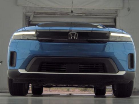Used 2024 Honda Prologue EX image 3