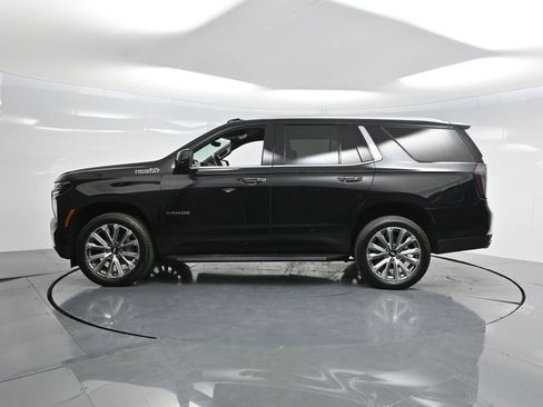 Used 2025 Chevrolet Tahoe High Country image 10