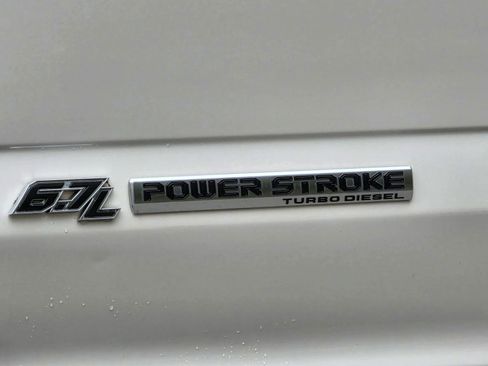 Used 2017 Ford F250 Lariat w/ Lariat Ultimate Package AWD/4WD image 43