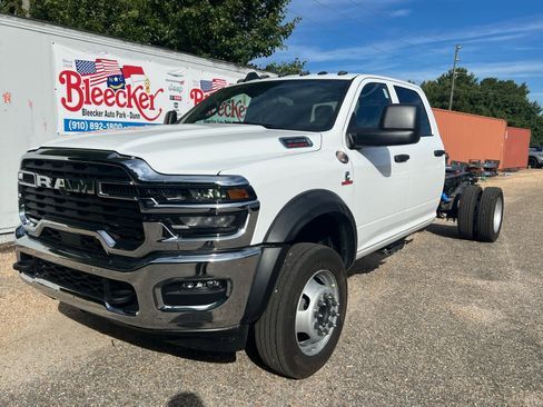 New 2026 RAM 4500 Tradesman w/ Chrome Appearance Group image 6
