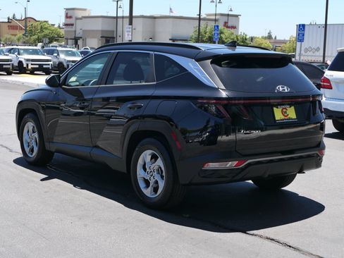 Certified 2022 Hyundai Tucson SEL w/ Cargo Package FWD image 6