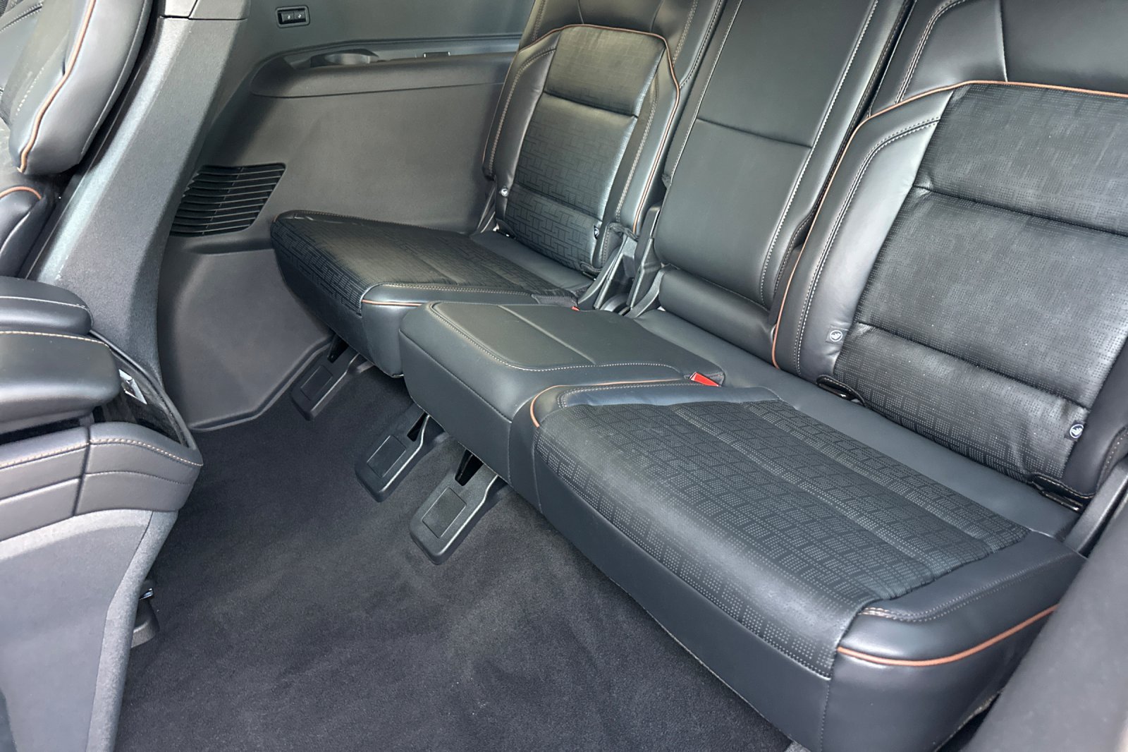 New 2027 Lincoln Navigator L Black Label AWD/4WD image 14