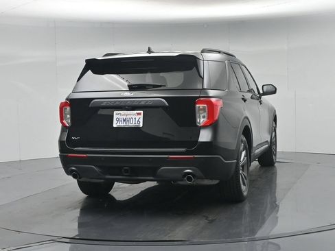 Used 2023 Ford Explorer XLT w/ Equipment Group 202A RWD image 59