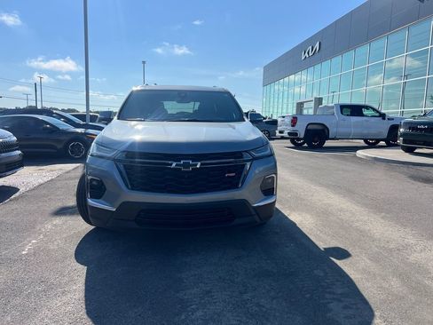 Used 2023 Chevrolet Traverse RS w/ LPO, Floor Liner Package AWD/4WD image 8