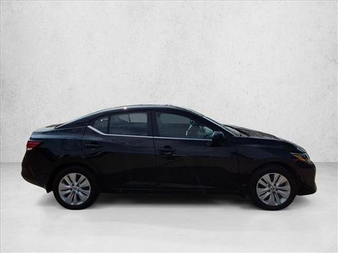 Used 2025 Nissan Sentra S FWD image 4