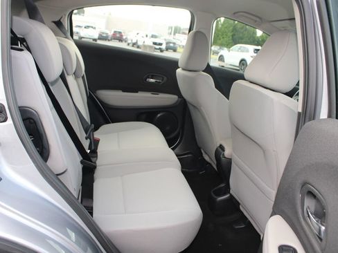 Certified 2019 Honda HR-V LX image 13