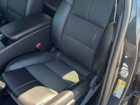 Used 2018 Chevrolet Impala LT image 12