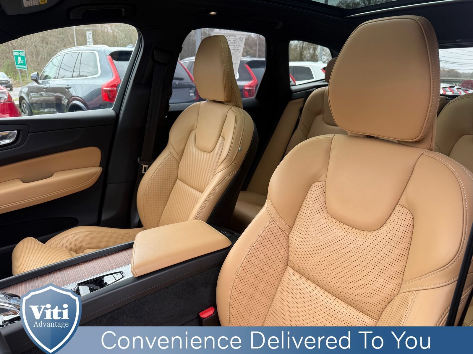 Certified 2024 Volvo XC60 T8 Ultimate AWD/4WD image 18