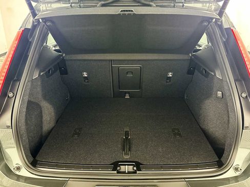 New 2026 Volvo XC40 B5 Ultra w/ Climate Package image 25