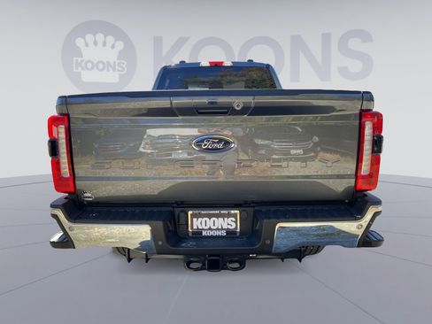 New 2026 Ford F250 Lariat w/ FX4 Off-Road Package image 5