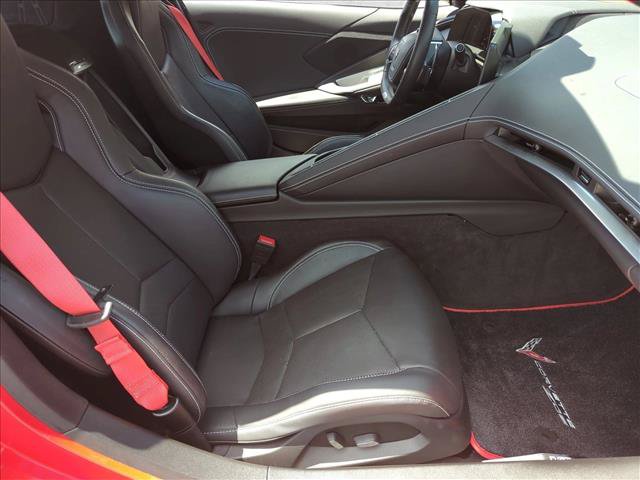 Used 2025 Chevrolet Corvette Z06 RWD image 17