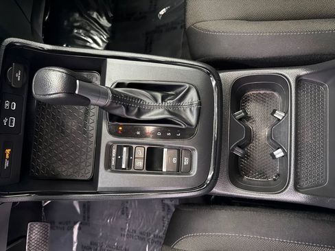 Used 2024 Honda CR-V EX image 31