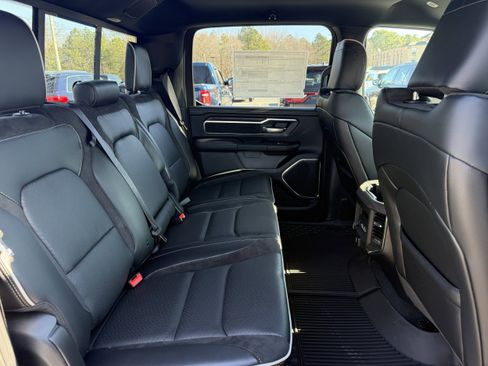 New 2026 RAM 1500 Laramie w/ Sport Appearance Package AWD/4WD image 17