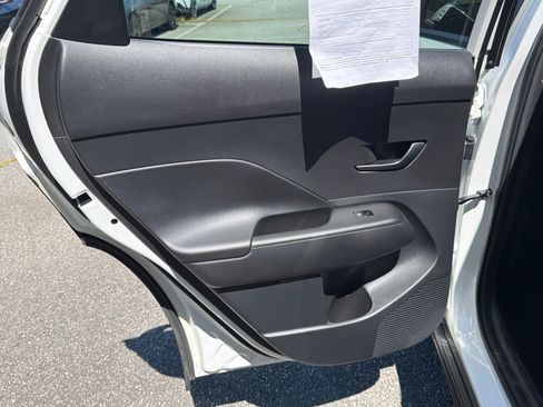 Used 2026 Hyundai Kona SE FWD image 21