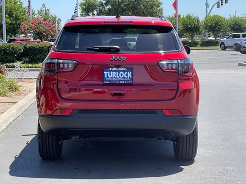 New 2026 Jeep Compass Latitude AWD/4WD image 5