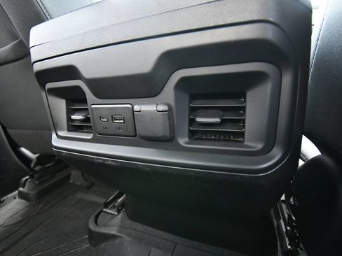 Used 2021 Chevrolet Silverado 1500 LT Trail Boss AWD/4WD image 16