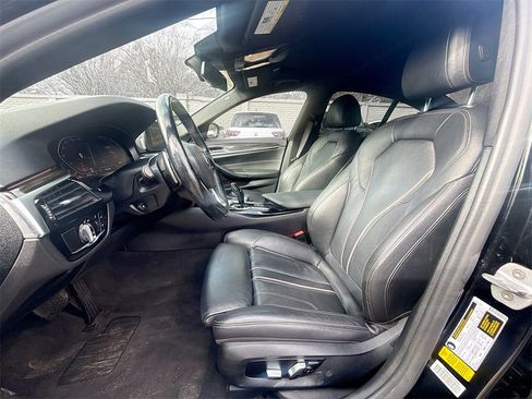 Used 2020 BMW 530i w/ Convenience Package image 23