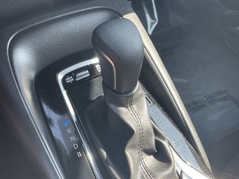 Used 2024 Toyota Corolla SE FWD image 38