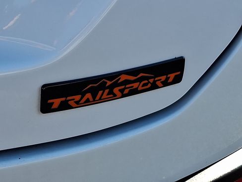 Used 2023 Honda Pilot TrailSport image 32