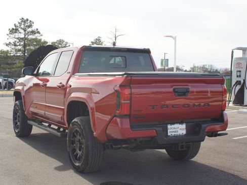 Used 2025 Toyota Tacoma SR5 image 16