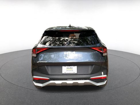 Used 2025 Kia Sportage LX image 6