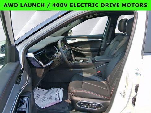 New 2025 Jeep Wagoneer S Launch Edition image 10