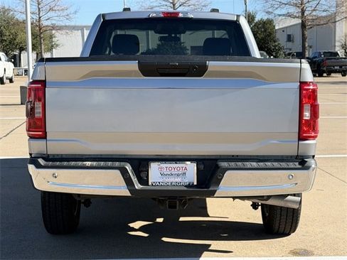 Used 2021 Ford F150 XLT w/ Trailer Tow Package image 5