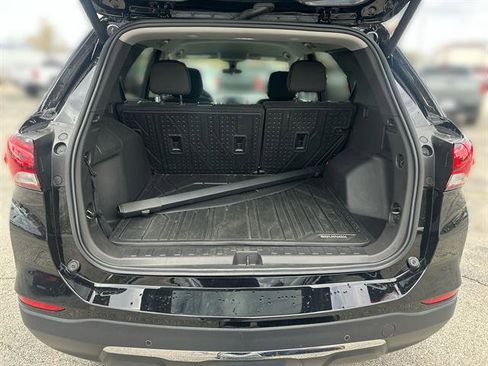 Certified 2024 Chevrolet Equinox LT w/ LPO, Floor Liner Package AWD/4WD image 18