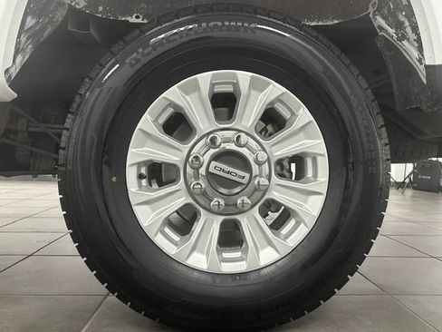 Used 2020 Ford F250 XL w/ STX Appearance Package AWD/4WD image 23