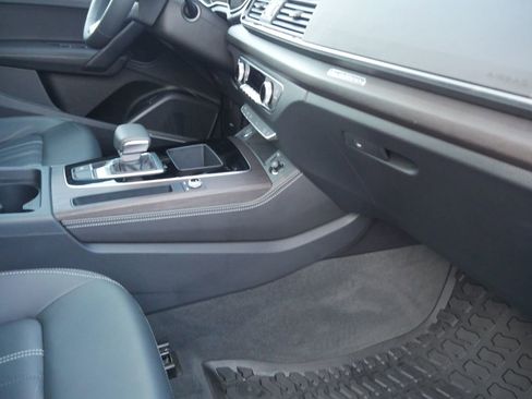 Used 2023 Audi Q5 2.0T Premium Plus w/ Premium Plus Package image 28