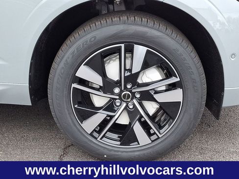 New 2026 Volvo XC60 B5 Plus w/ Protection Package Premier image 8