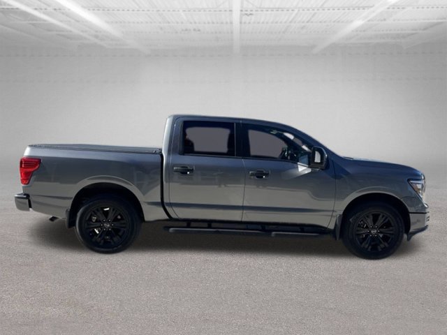 Used 2024 Nissan Titan SV w/ SV Convenience Package AWD/4WD image 5