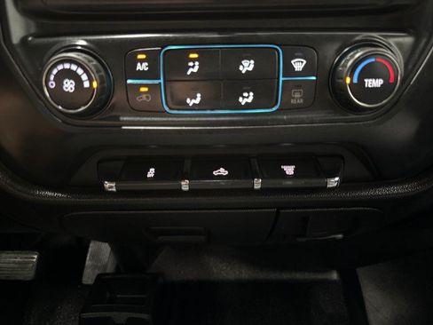 Used 2019 GMC Sierra 2500 4x4 Crew Cab w/ Sierra Convenience Package image 22