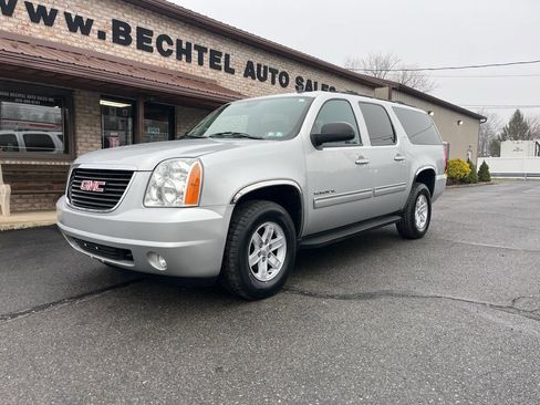 Used 2014 GMC Yukon XL SLT image 2
