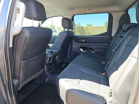 Used 2024 Toyota Tundra Limited AWD/4WD image 21