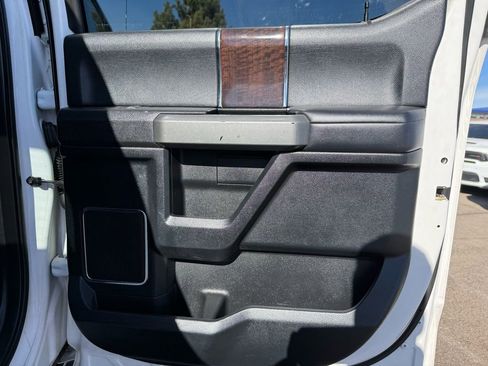 Used 2017 Ford F350 Platinum w/ Platinum Ultimate Package image 21