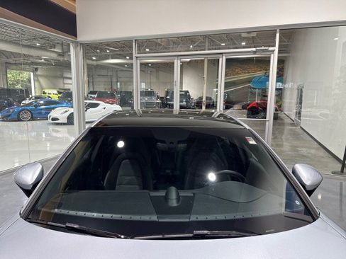Used 2018 Porsche Panamera RWD image 48