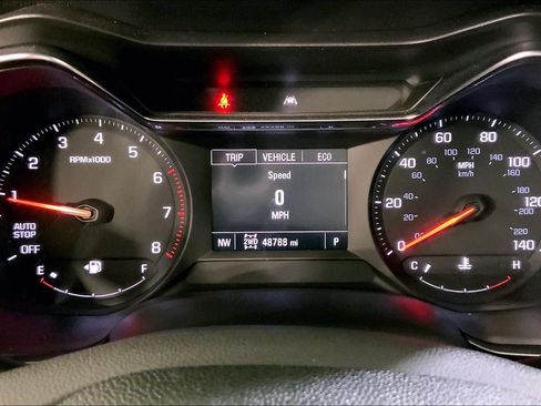 Used 2022 Chevrolet TrailBlazer LT AWD/4WD image 21