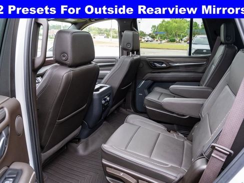 Used 2024 GMC Yukon Denali AWD/4WD image 18