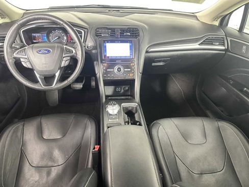 Used 2019 Ford Fusion Titanium image 10