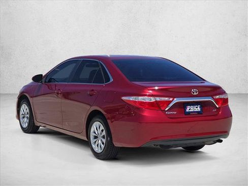 Used 2017 Toyota Camry LE FWD image 8