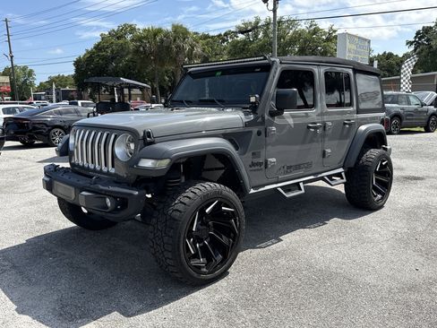 Used 2021 Jeep Wrangler Unlimited Sport AWD/4WD image 1