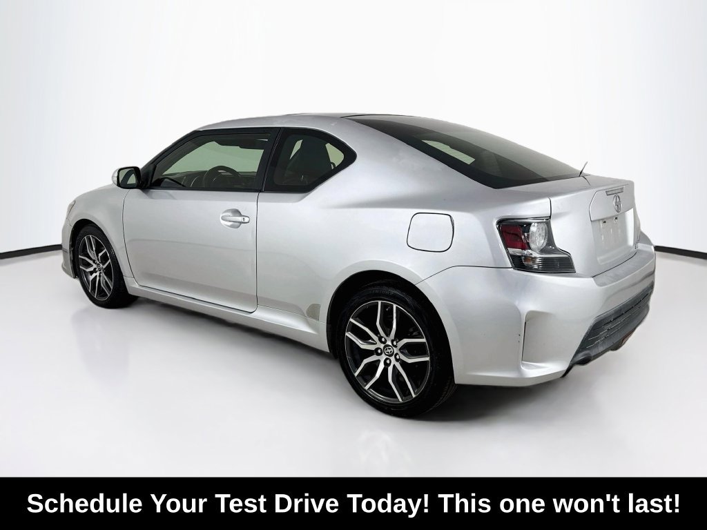 Used 2014 Scion tC FWD image 5