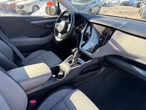 Used 2022 Subaru Outback Premium image 27