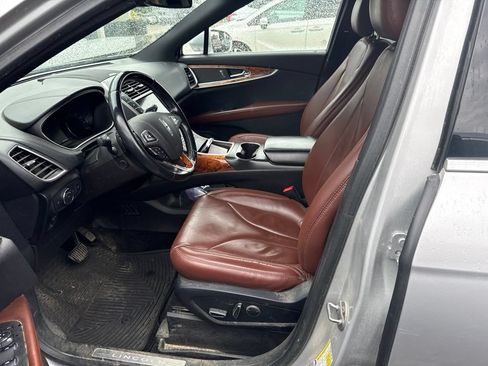Used 2018 Lincoln MKX Reserve w/ Lincoln MKX Climate Package AWD/4WD image 6