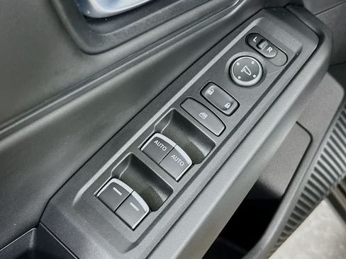 Used 2023 Honda Accord EX image 27