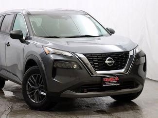 Used 2023 Nissan Rogue S video 2