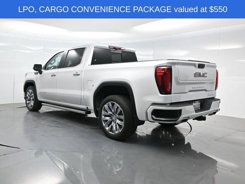 Used 2023 GMC Sierra 1500 Denali w/ Denali Reserve Package AWD/4WD image 5