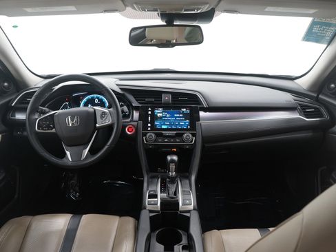 Used 2016 Honda Civic Touring image 13