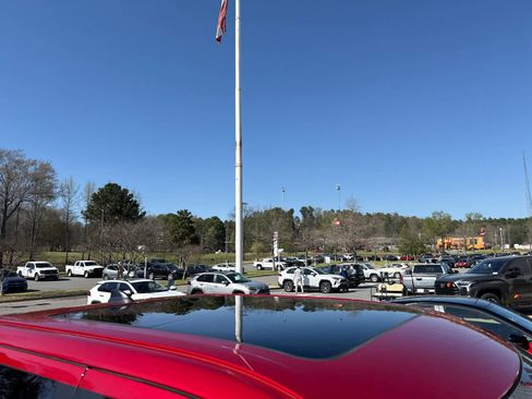 Used 2024 Toyota Tundra Limited image 2